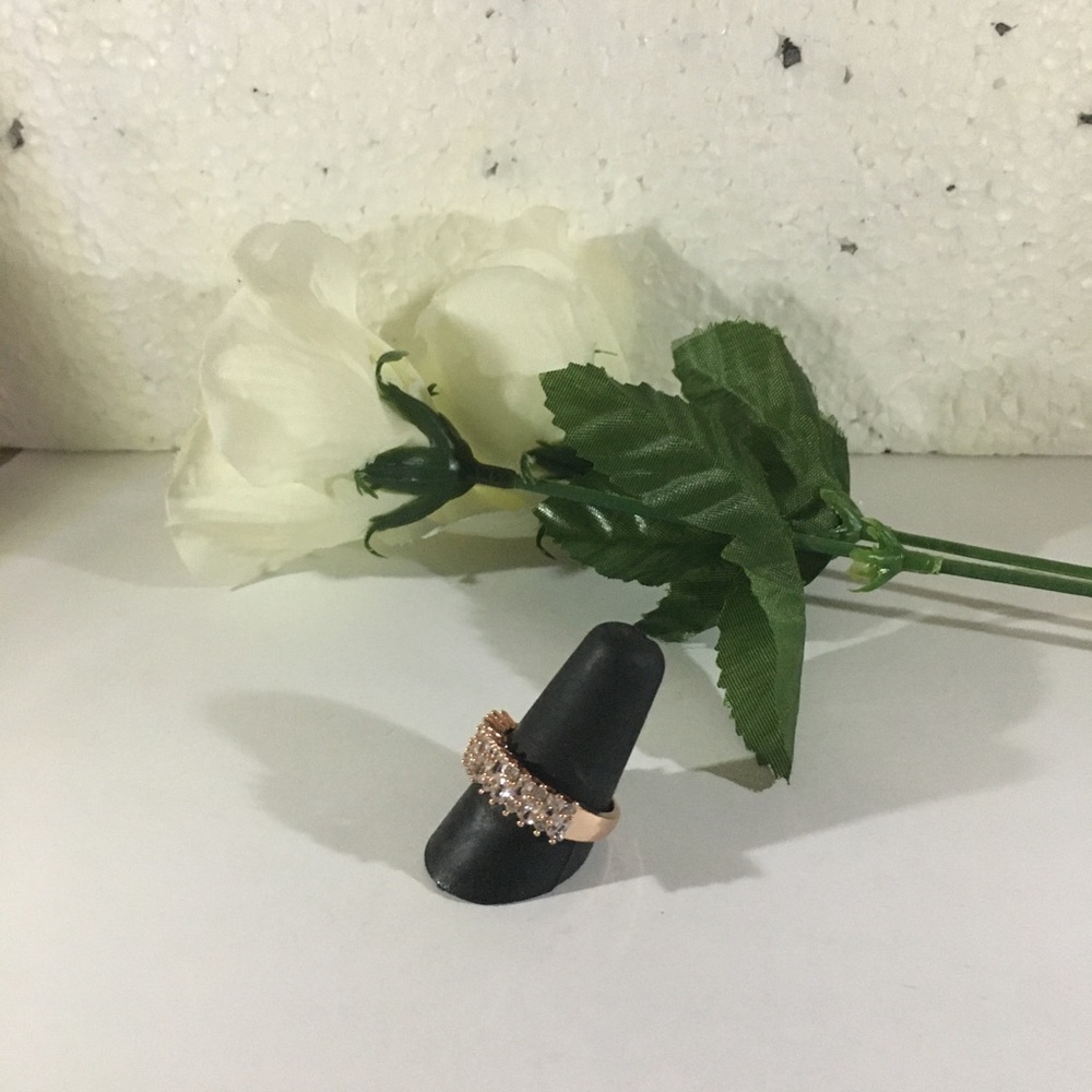 RGP CRYSTAL RING SIZE 7 - Picture 6 of 7